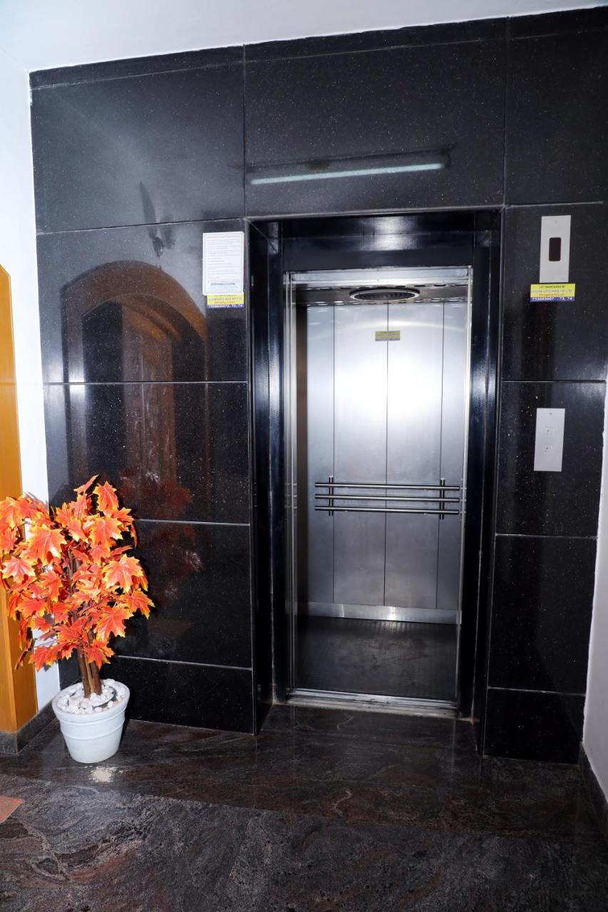Rainbow House Luxury Rooms Chennai Exterior foto